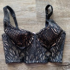 NWOT Victoria’s Secret Long Line Bra